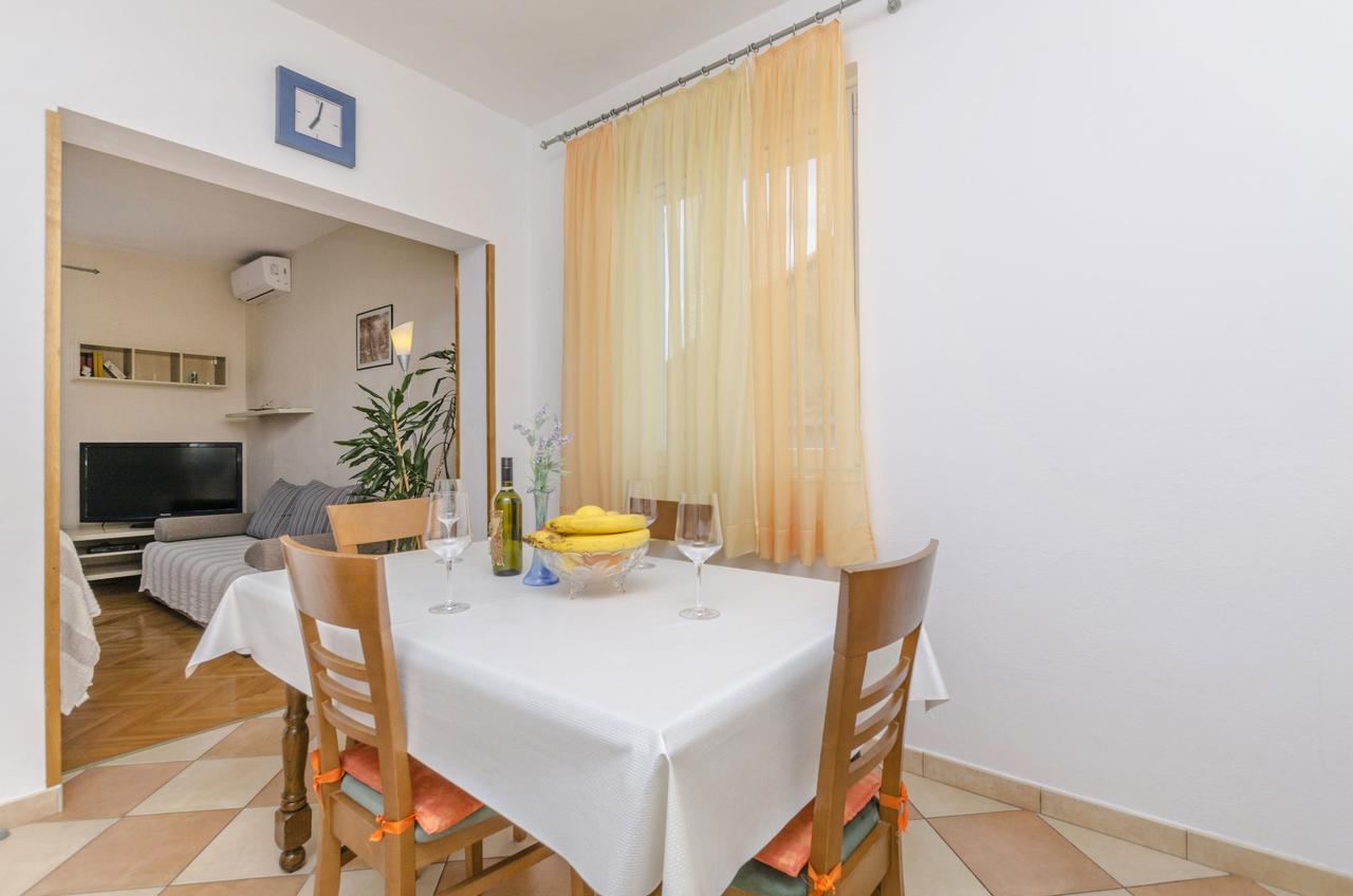 Apartment Antonija Primosten Ngoại thất bức ảnh